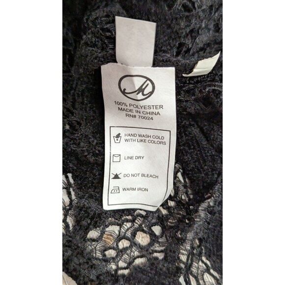 Mododoc Womens Size Medium Black Polyester Velvet Diamond Pullover Sweater - Picture 7 of 7